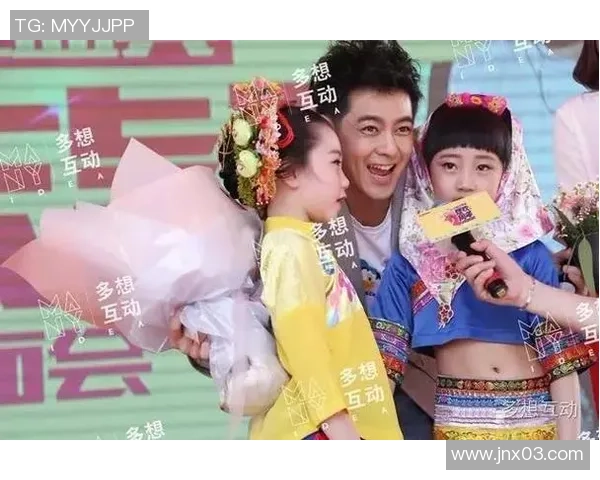 林志颖与足球明星亲密合影展现运动魅力与友谊的完美结合