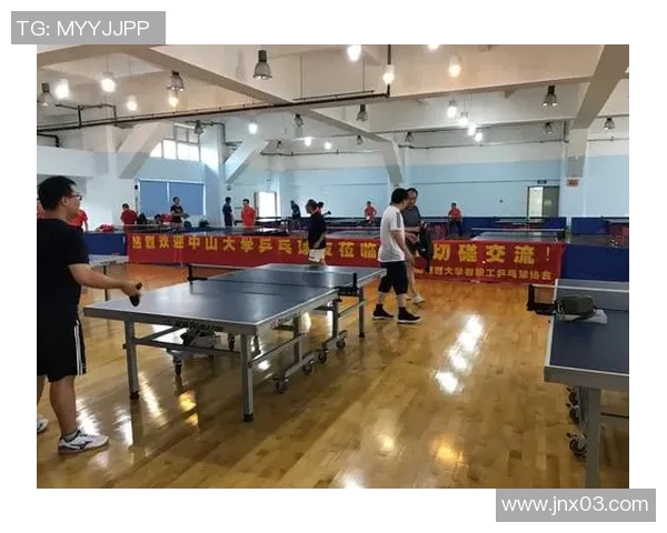 深圳乒乓球队意识对比分析揭示团队协作与个人技术的深层关系 深圳乒乓球队意识对比分析揭示团队协作与个人技术的深层关系