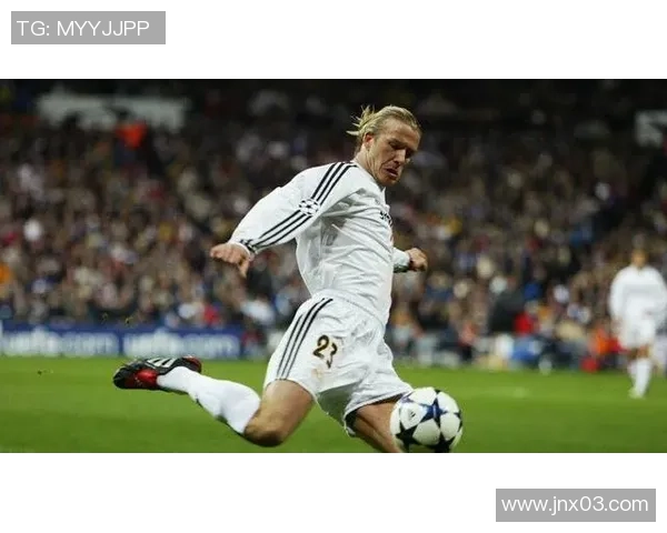 足球巨星精彩瞬间回顾点燃激情与梦想的完美时刻