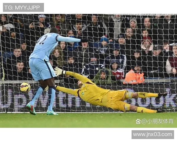 足球明星在绿茵场上展现速度与技巧的精彩对决 足球明星在绿茵场上展现速度与技巧的精彩对决